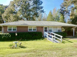 282 Norwood Rd, Hull, GA 30646