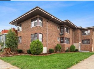 576 Ingraham Ave #2W, Calumet City, IL 60409