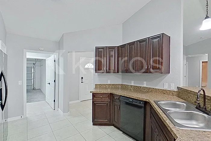 5623 NW 55th Ave — Photo 9