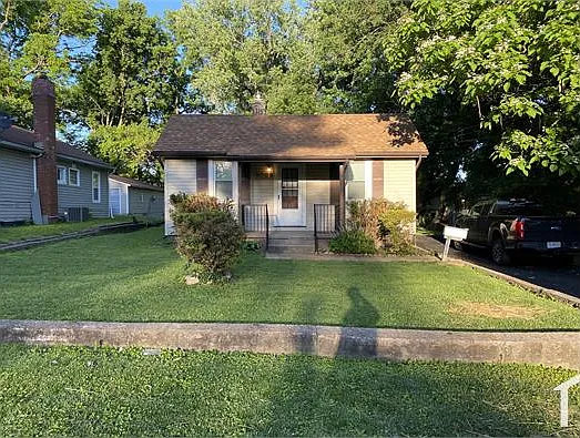 3702 Calvert Ave — Photo 1