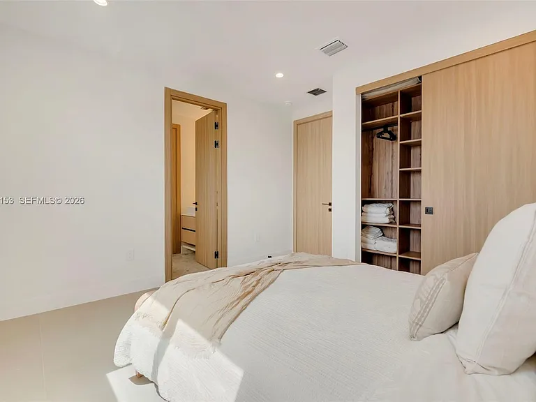 3011 SW 27th St #1 — Photo 29