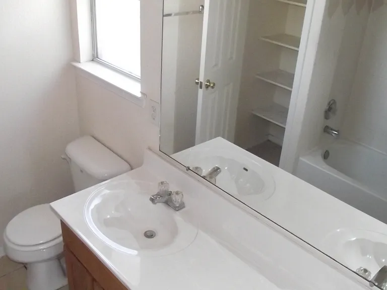 11128 Ilan Ramon Pl — Photo 12