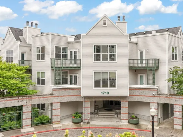 1710 S Harbor Way #201, Portland, OR 97201