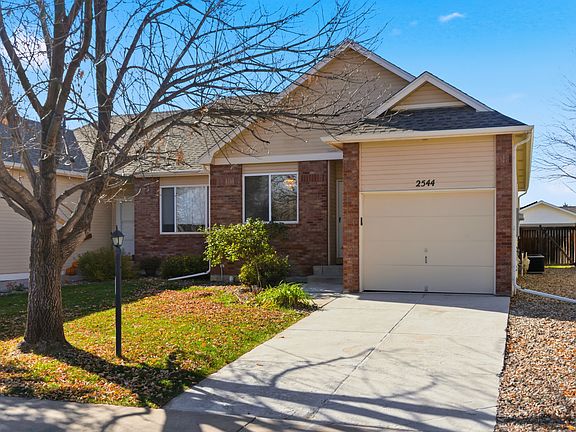 4th image of 2544 Begonia Ct