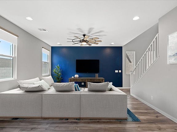 4th image of 4655 Chirping St