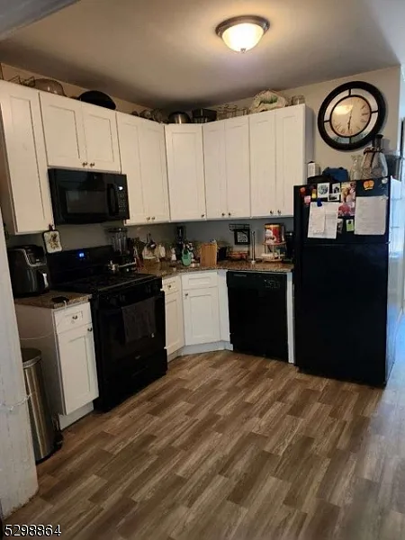 3 bed, 1.0 bath, $2,900 — Photo 4