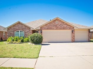 4005 Red Apple Ter, Moore, OK 73160