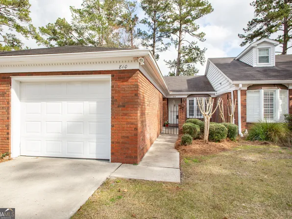 810 Saint Marys Dr, Waycross, GA 31501