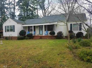 36 3rd St, Hartwell, GA 30643