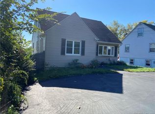 2 Matthew Rd #2, Branford, CT 06405