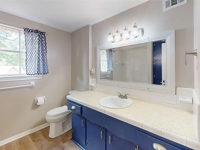 5221 Cottonwood Cir — Photo 21
