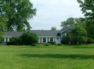 1848 E Marmion Pl, Crete, IL 60417