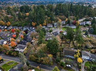 3845 Wilkinson Rd, Saanich, BC V8Z5C2