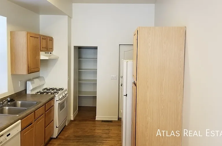 2225 W 31st Ave — Photo 5