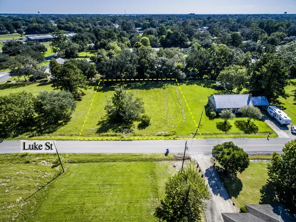 910 S Luke Dr, Franklin, LA 70538