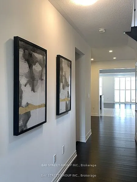 4 bed, $3,400 — Photo 2