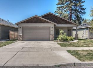 1273 SW Wheeler Pl, Bend, OR 97702