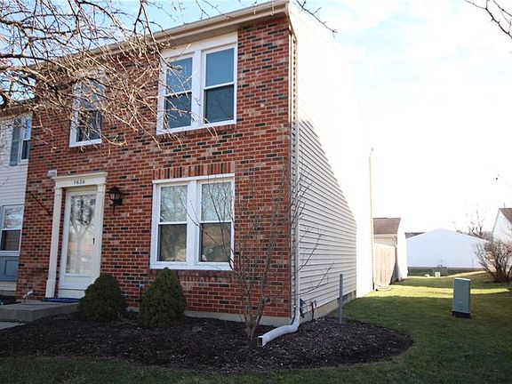 2nd image of 1636 Longbow Ln