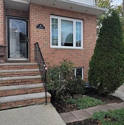 2nd image of 18 Olivia Ct #2