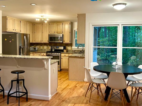 112 Brighton Ct