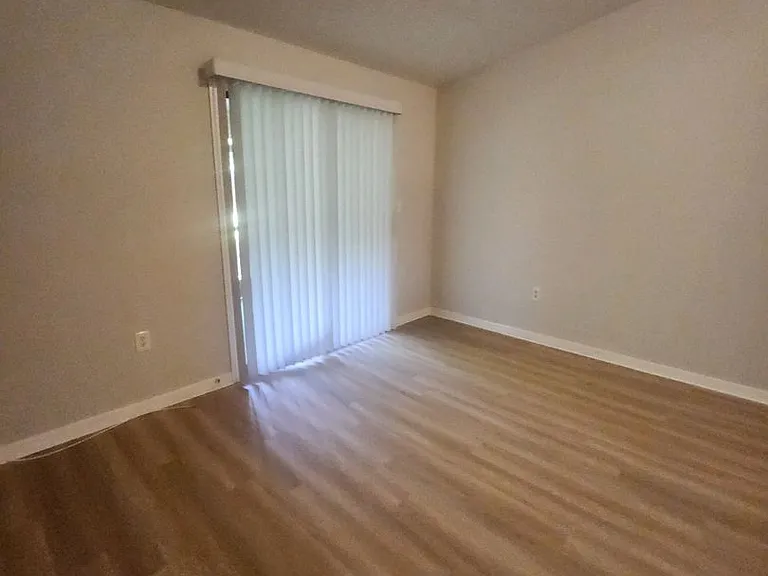 2824 Coleman Ct W — Photo 5