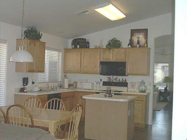 2nd image of 616 W OCOTILLO Lane