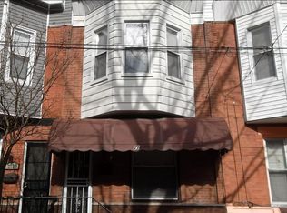 2021 Mercy St, Philadelphia, PA 19145