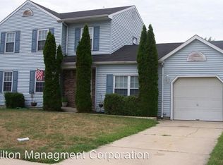 17 Avignon Dr, Newark, DE 19702