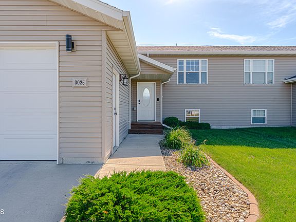 2nd image of 3025 McCurry Way