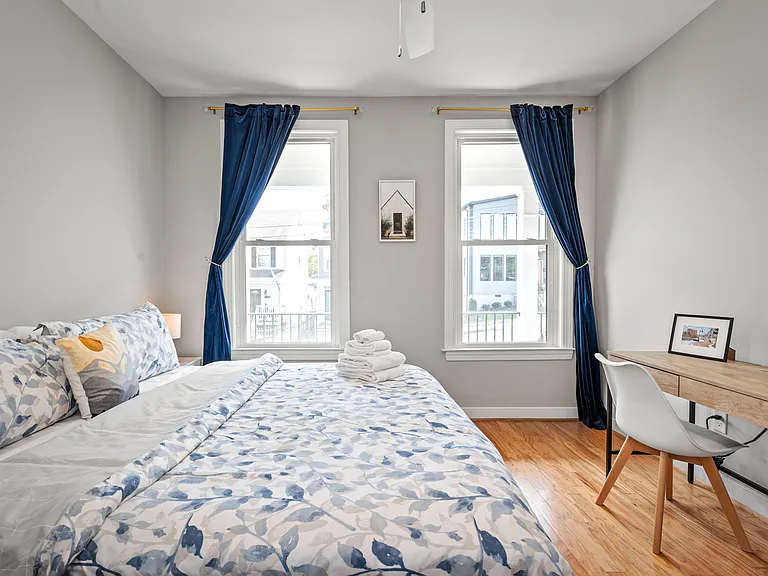 2511 Porter St #1 — Photo 4