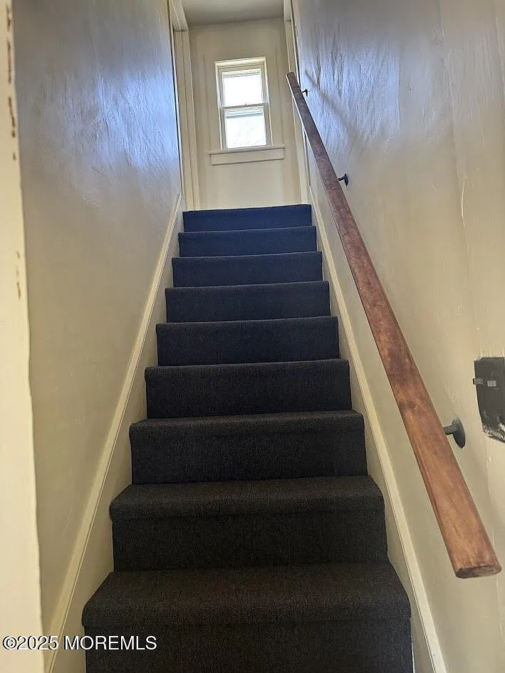 3 bed, 1176 sqft, $2,500 — Photo 4