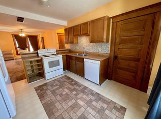314 N 11th St, Manhattan, KS 66502