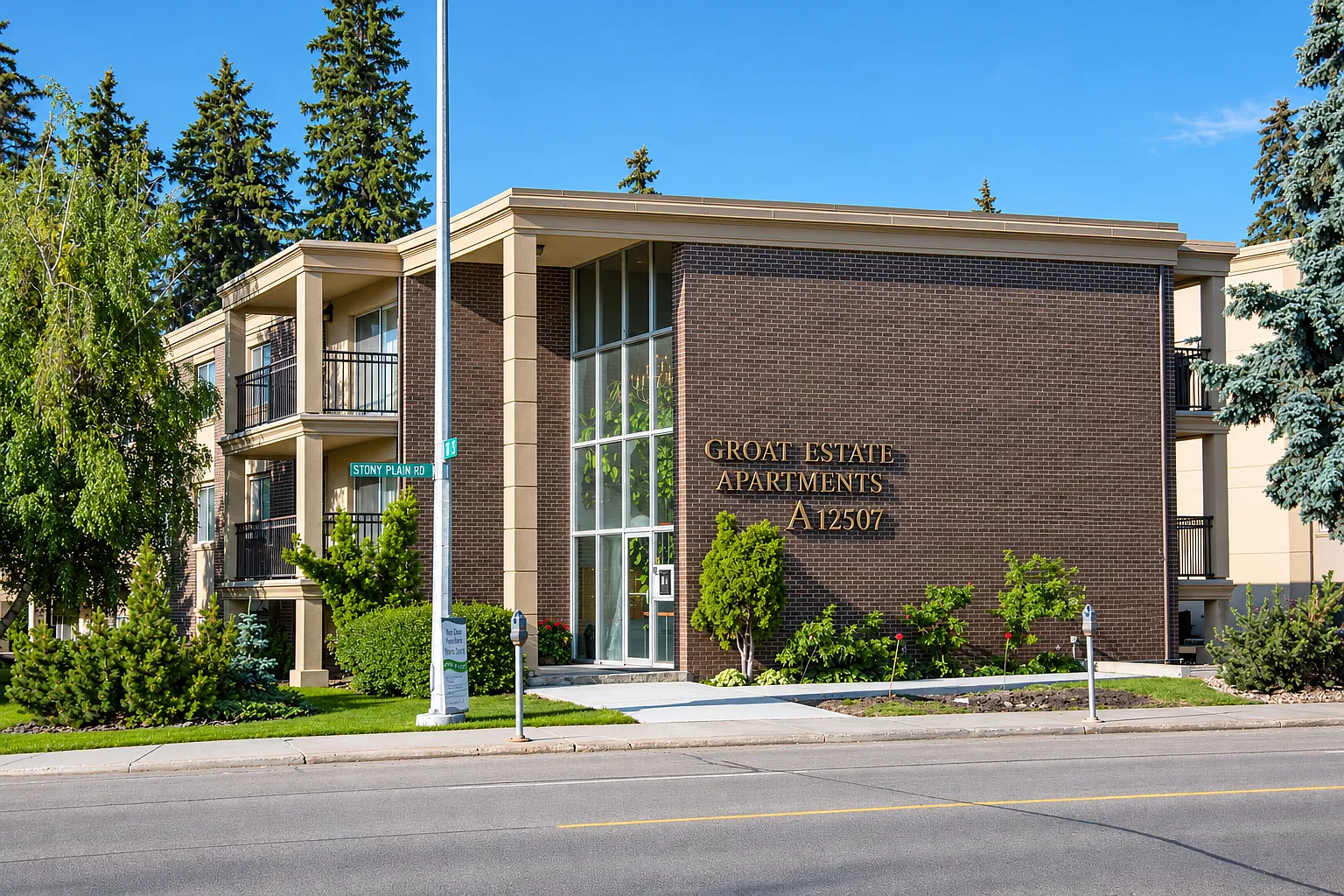 Groat Estate Apartments — Photo 1