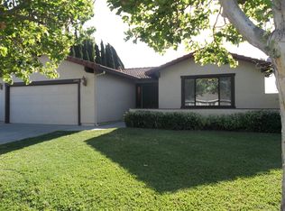 1390 El Toro Dr, Hollister, CA 95023