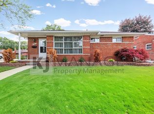 8417 Colonial Ln, Dearborn Heights, MI 48127