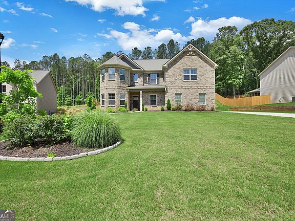 5th image of 416 Traditions Ln