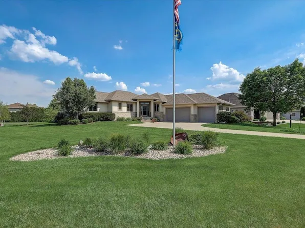 6472 Harvest Moon Ct, Waunakee, WI 53597