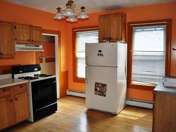 2nd Floor Kitchen