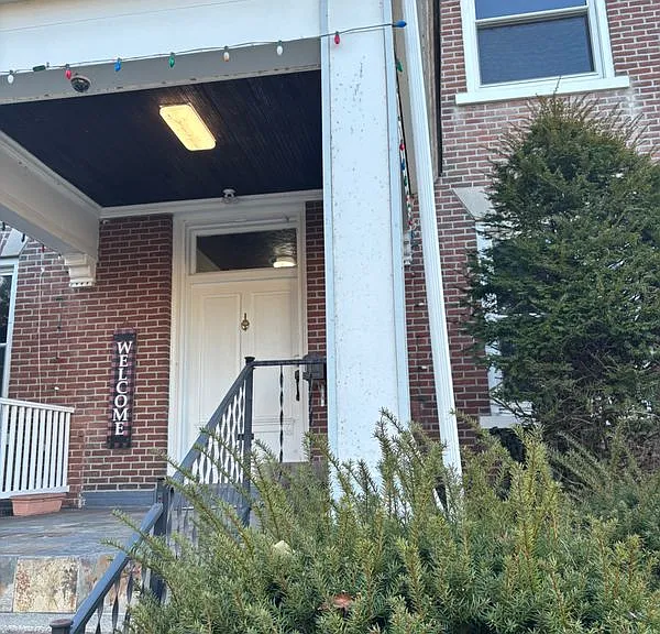 517 Seneca St #3 — Photo 2