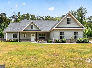 227 McKenzie Rd, Milner, GA 30257