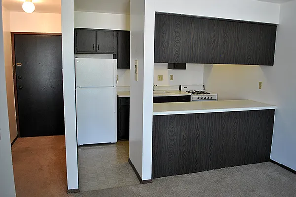 2495 N. Oakland Ave — Photo 4