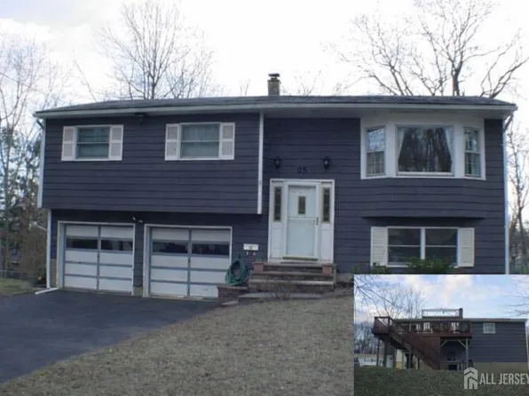 25 Bartman Rd, East Brunswick, NJ 08816