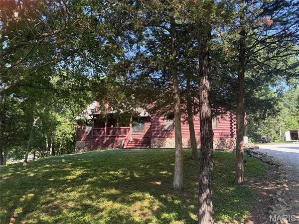 19501 Coventry Cir, Marthasville, MO 63357