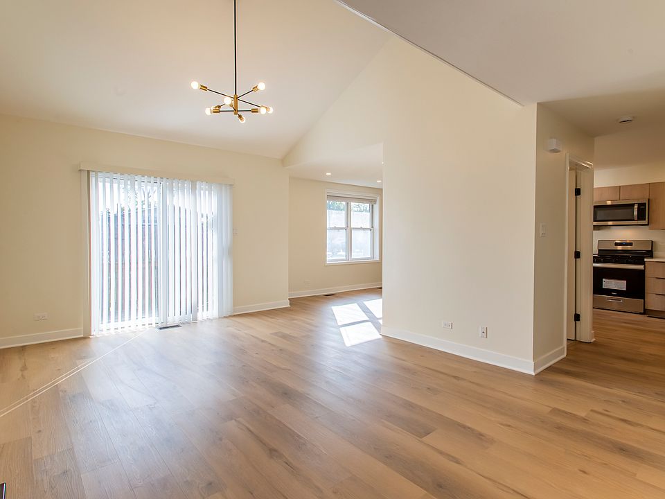 1st image of 406 S Cass Ave