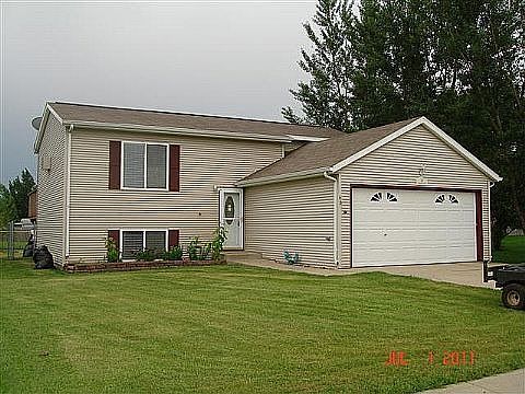 1st image of 63 Evergreen Cir