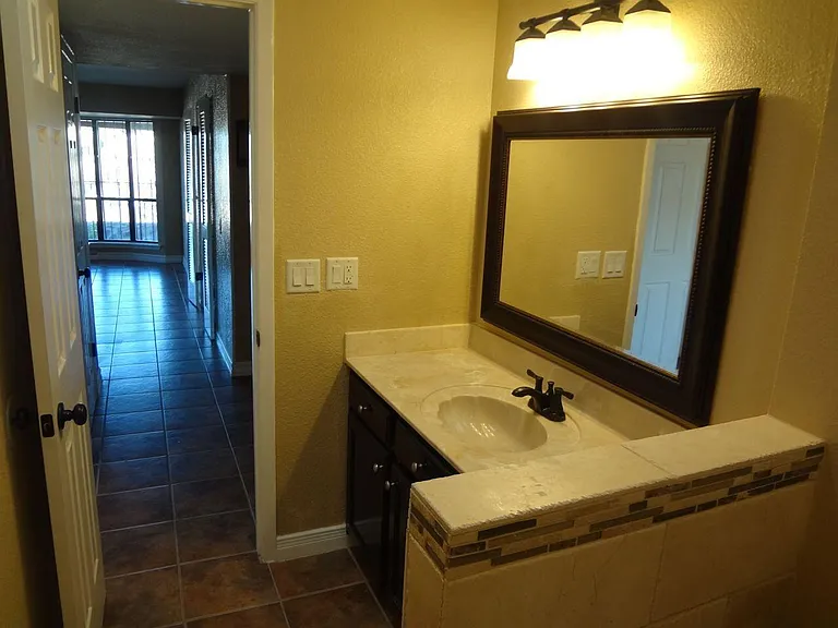 320 Barbaree Dr — Photo 7