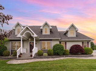 424 Gale Ct, Ithaca, MI 48847