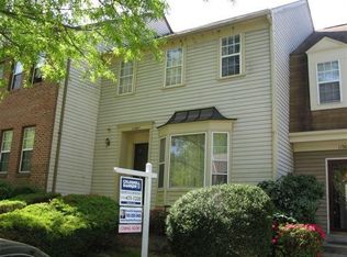 11987 Sentinel Point Ct, Reston, VA 20191