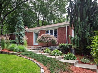 217 Oak Rd, Pittsburgh, PA 15239