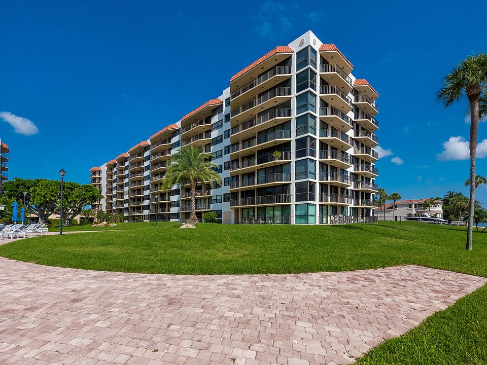 5050 Town Center Cir, Boca Raton, FL 33486